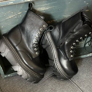 Black Koi Footware boots